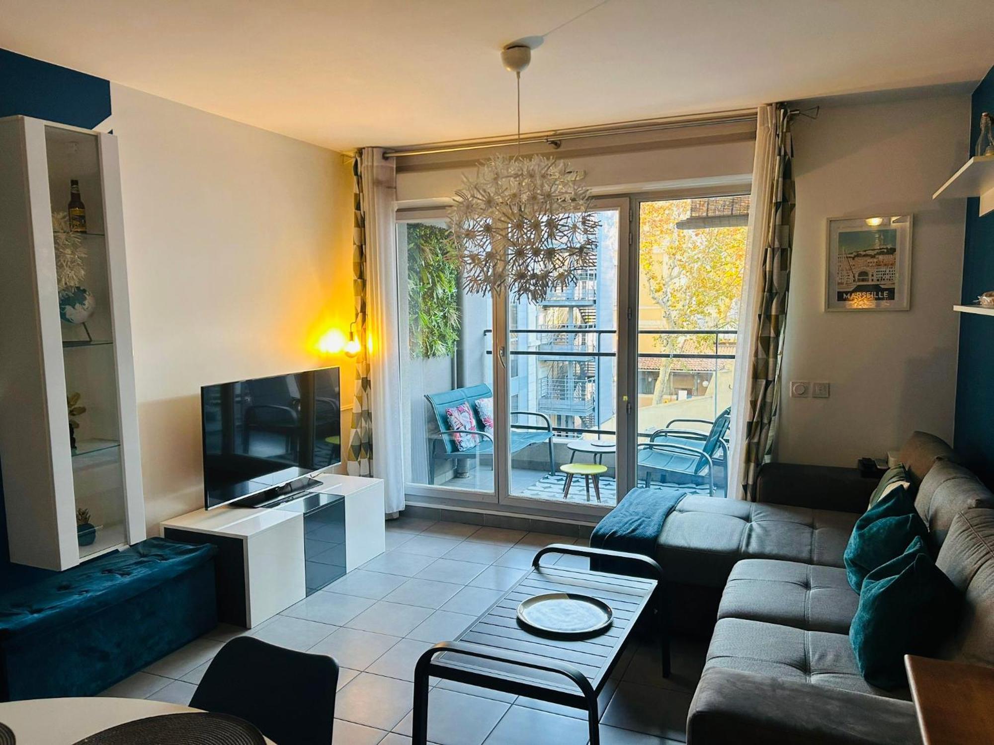 Le 13Or - Appartement De Charme En Plein Centre Ville Avec Parking Et Jolie Terrasse - Panier Joliette Vieux Port Marsylia Zewnętrze zdjęcie